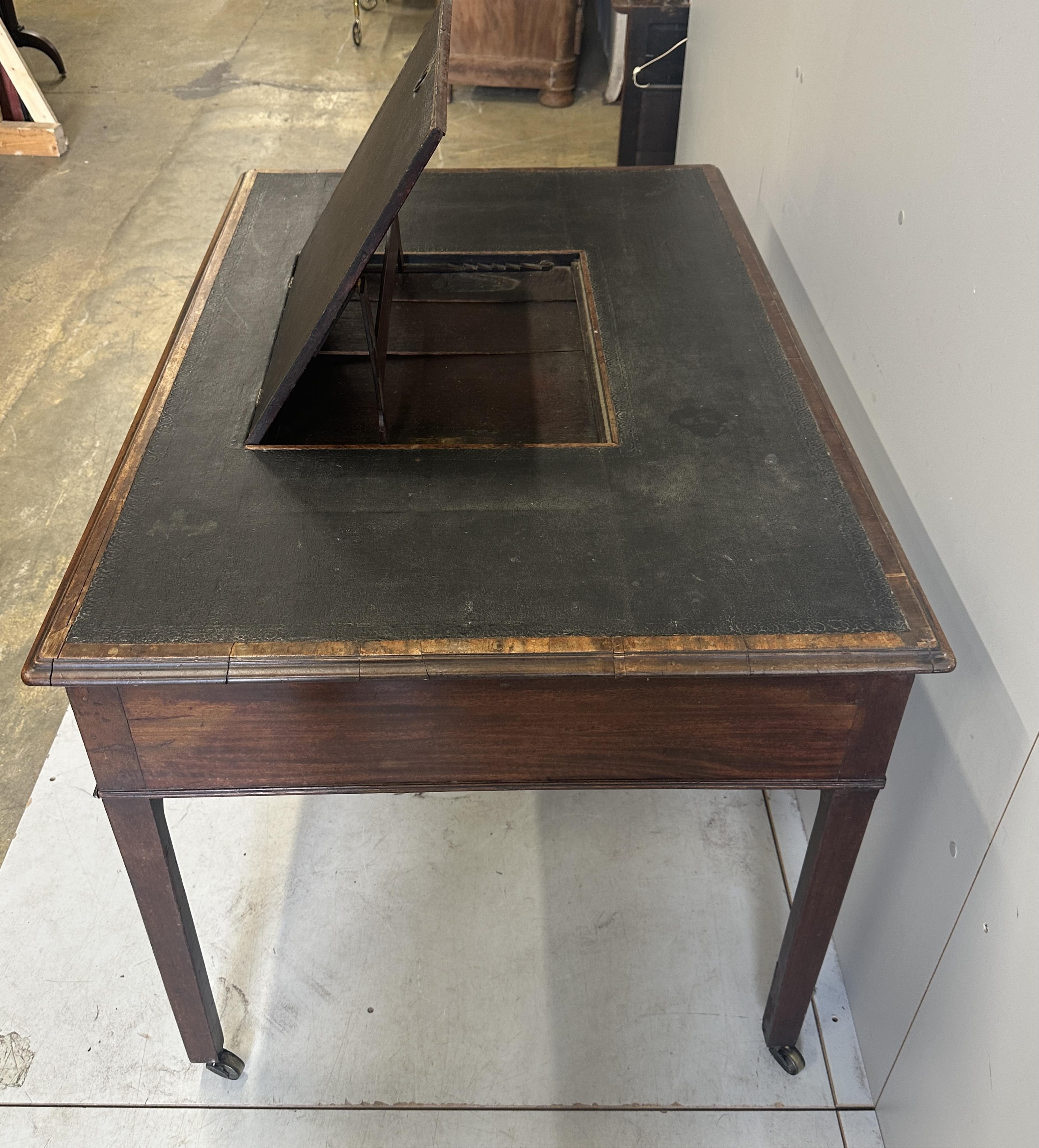 A George III library table, width 122cm, depth 80cm, height 174cm